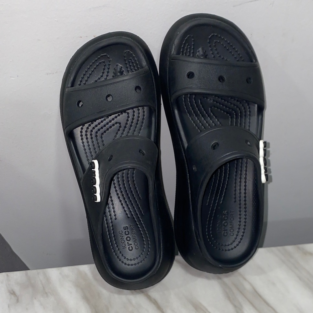 CROCS Classic Black Slide Sandals